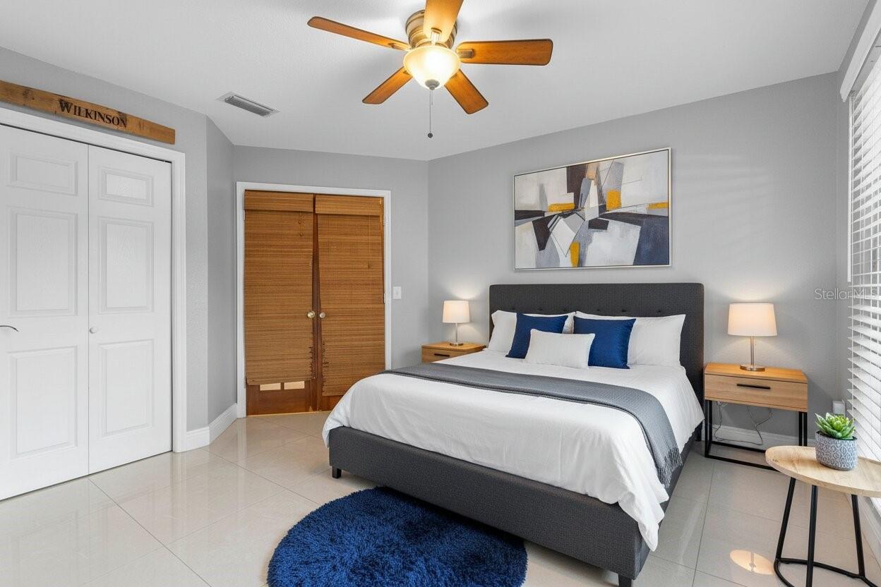 LONGBOAT LANDING - Residential