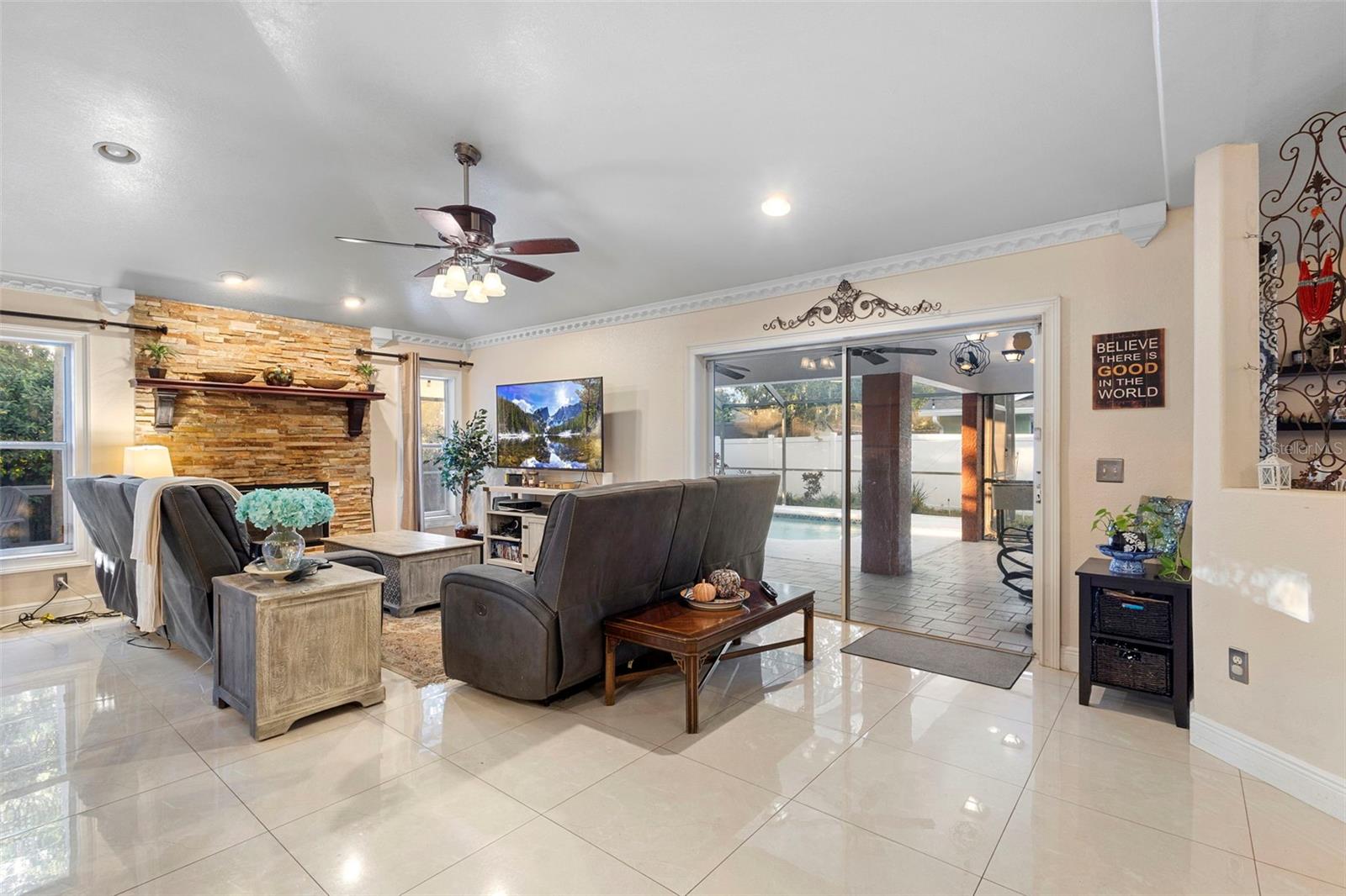 LONGBOAT LANDING - Residential