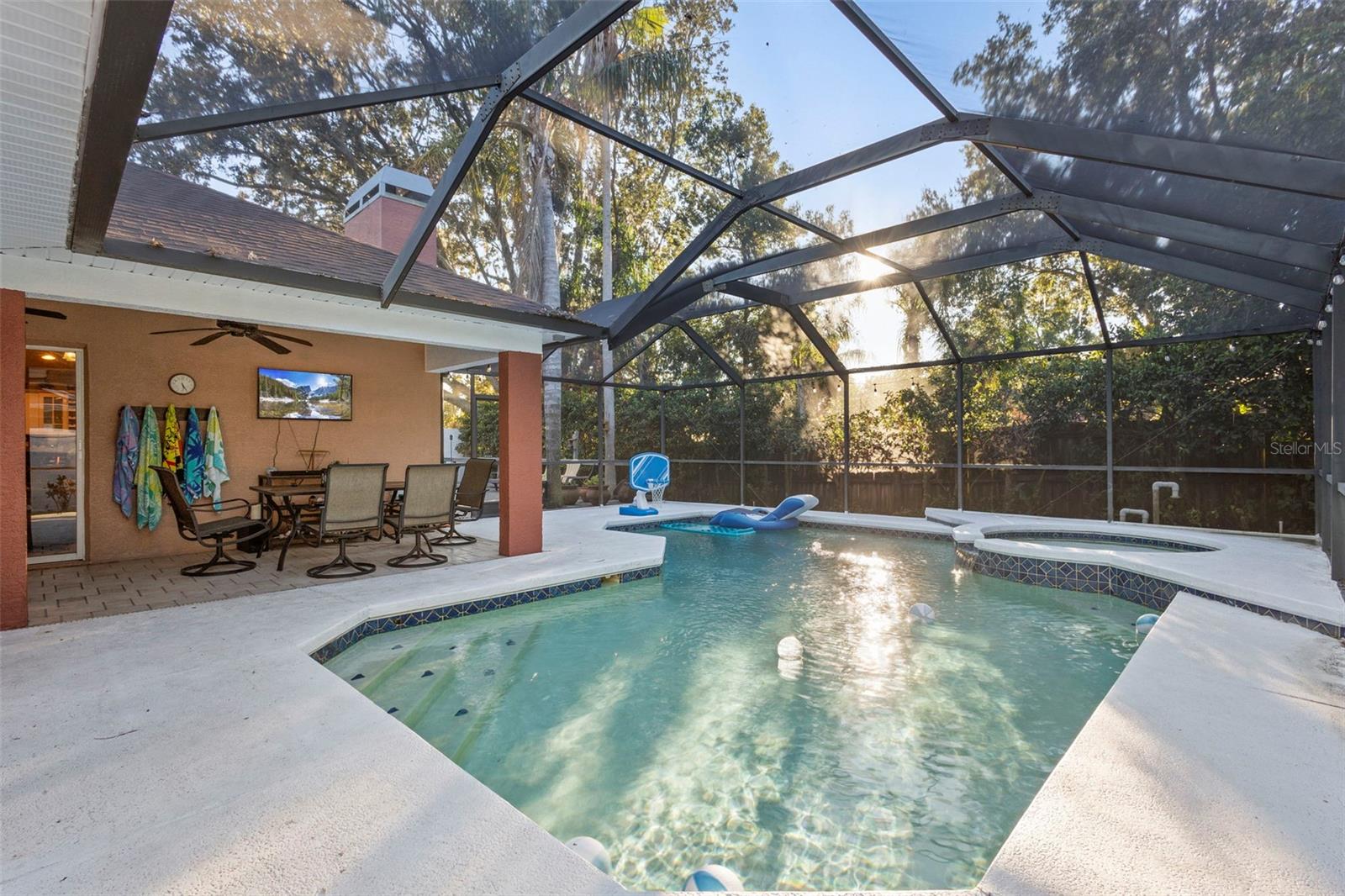 LONGBOAT LANDING - Residential