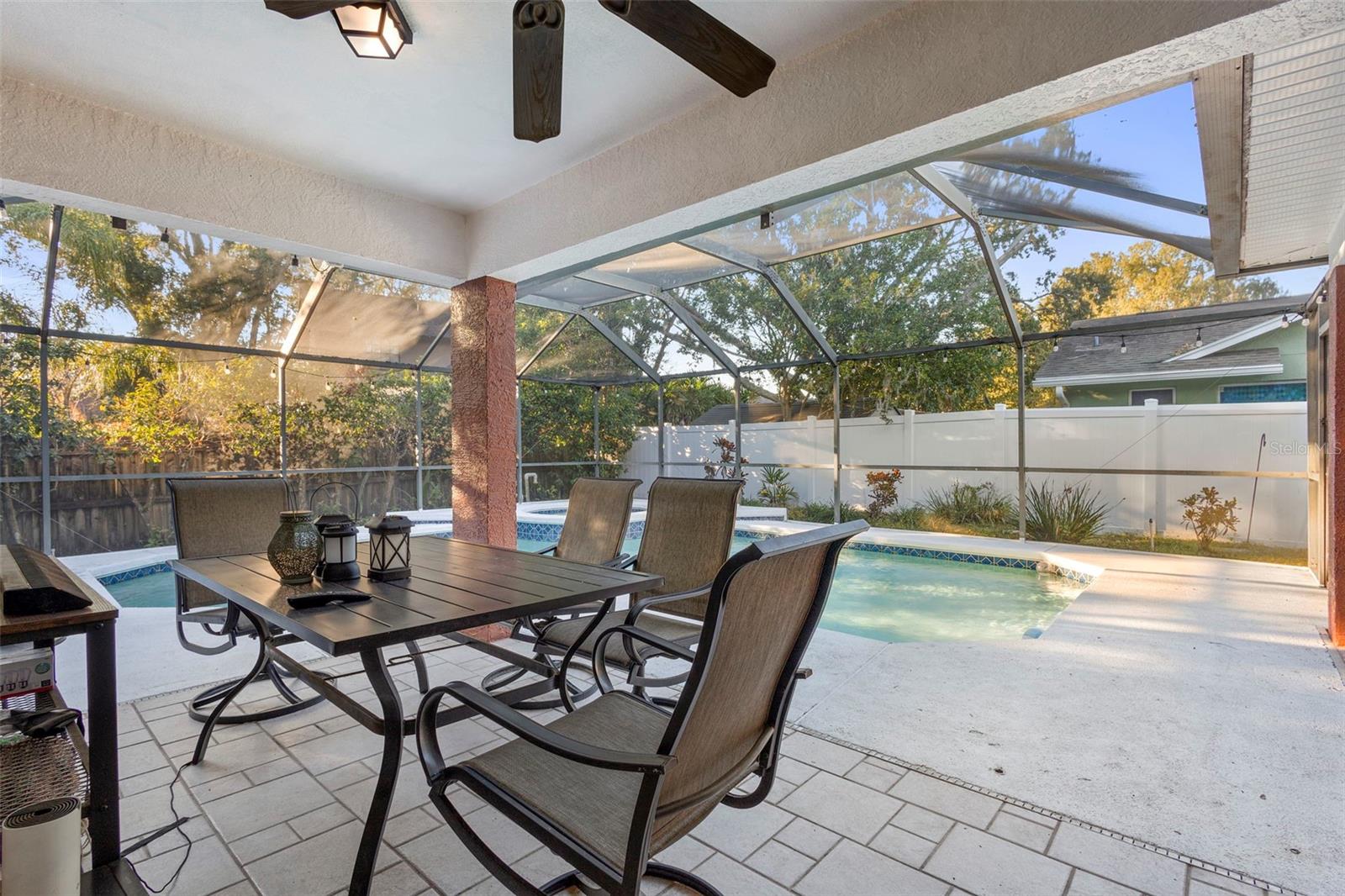 LONGBOAT LANDING - Residential