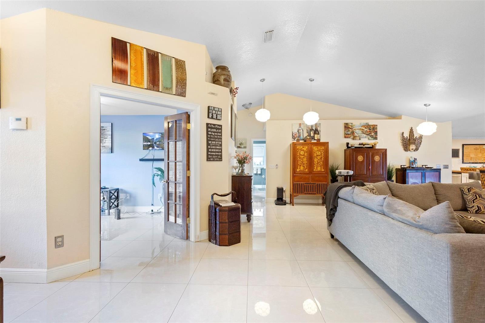 LONGBOAT LANDING - Residential