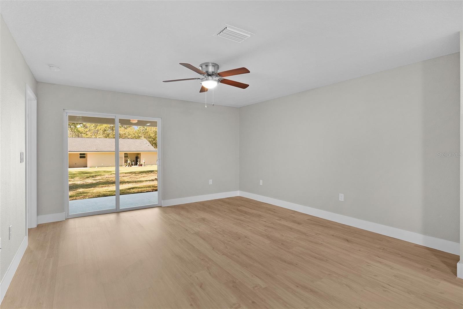 CITRUS SPGS UNIT 01 - Residential Lease