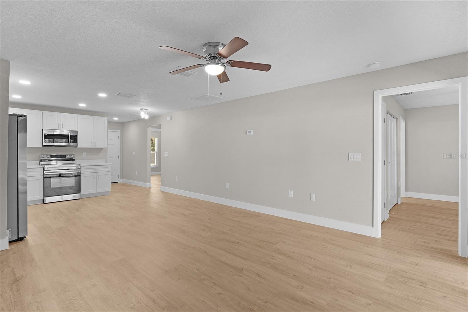 CITRUS SPGS UNIT 01 - Residential Lease