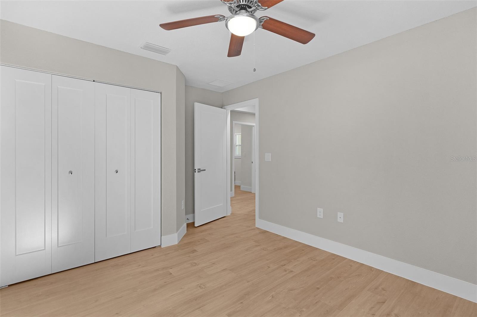 CITRUS SPGS UNIT 01 - Residential Lease