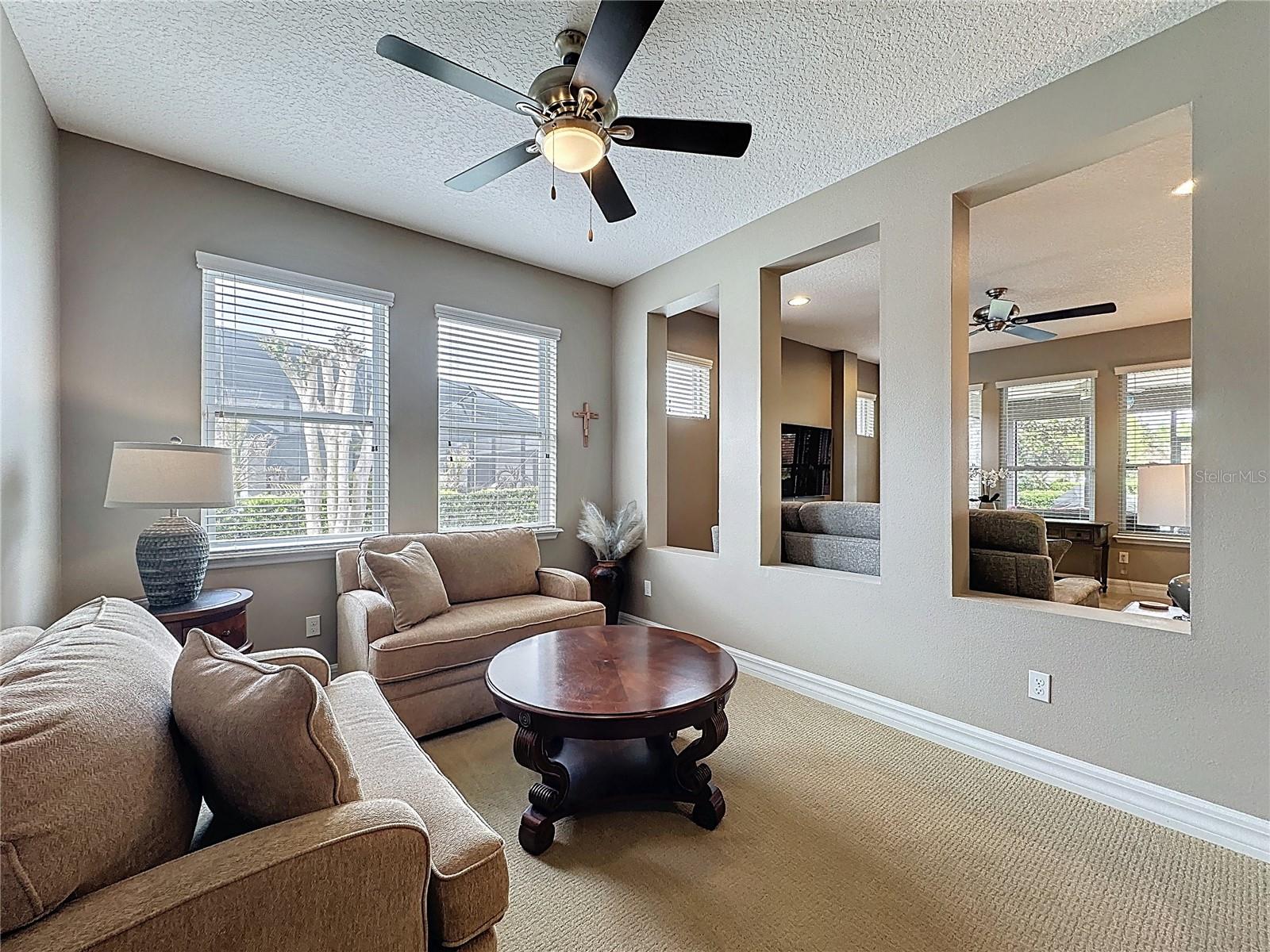 CASCADES OF GROVELAND (TRILOGY) - Residential