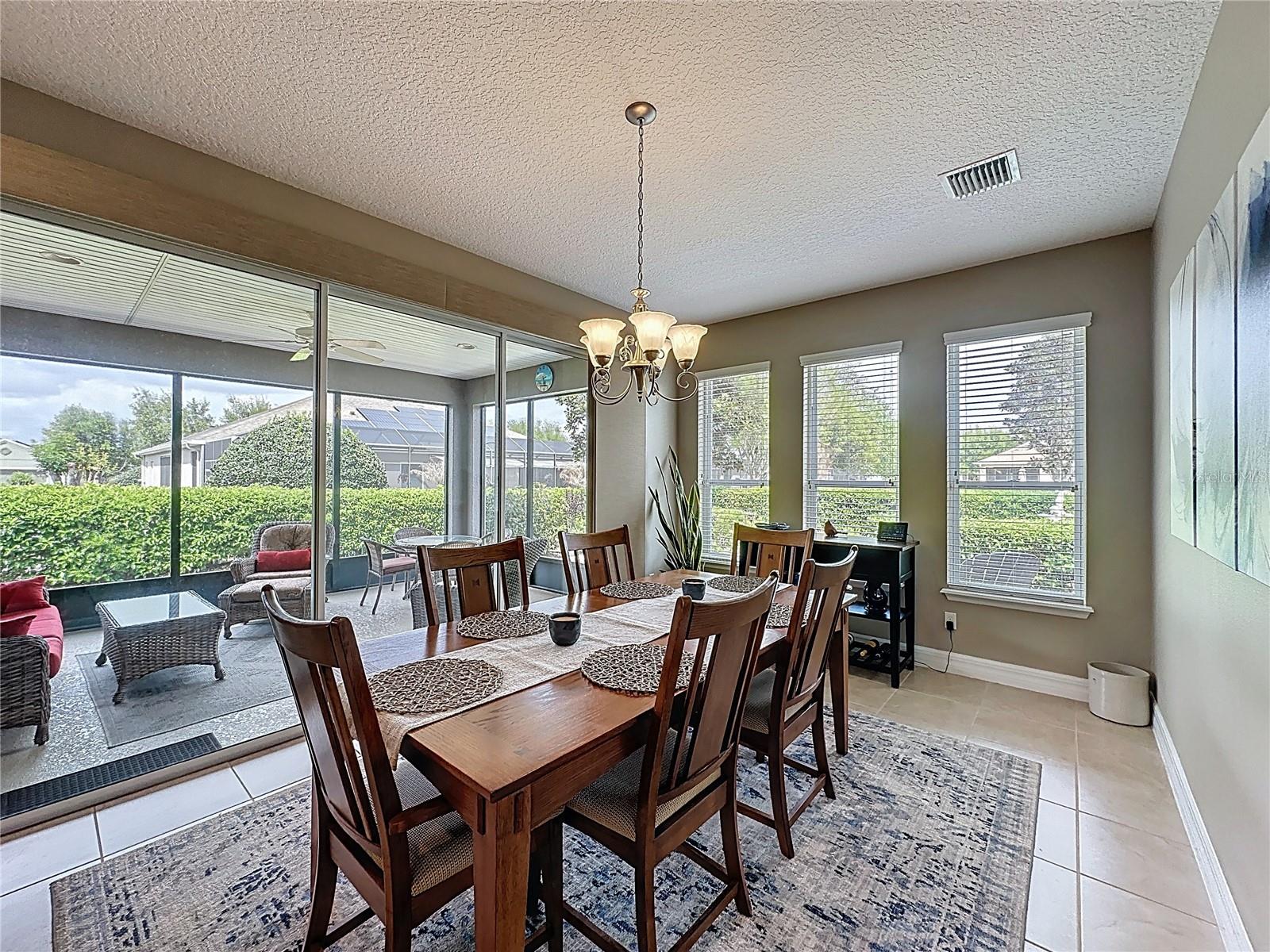 CASCADES OF GROVELAND (TRILOGY) - Residential