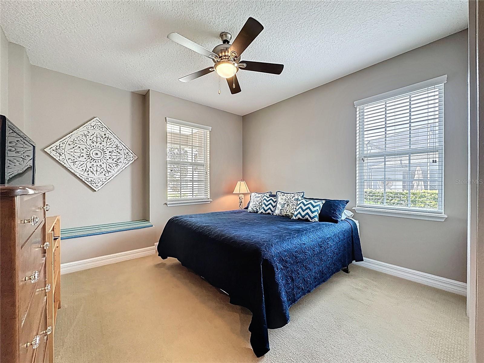 CASCADES OF GROVELAND (TRILOGY) - Residential