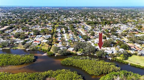 A home in SEMINOLE