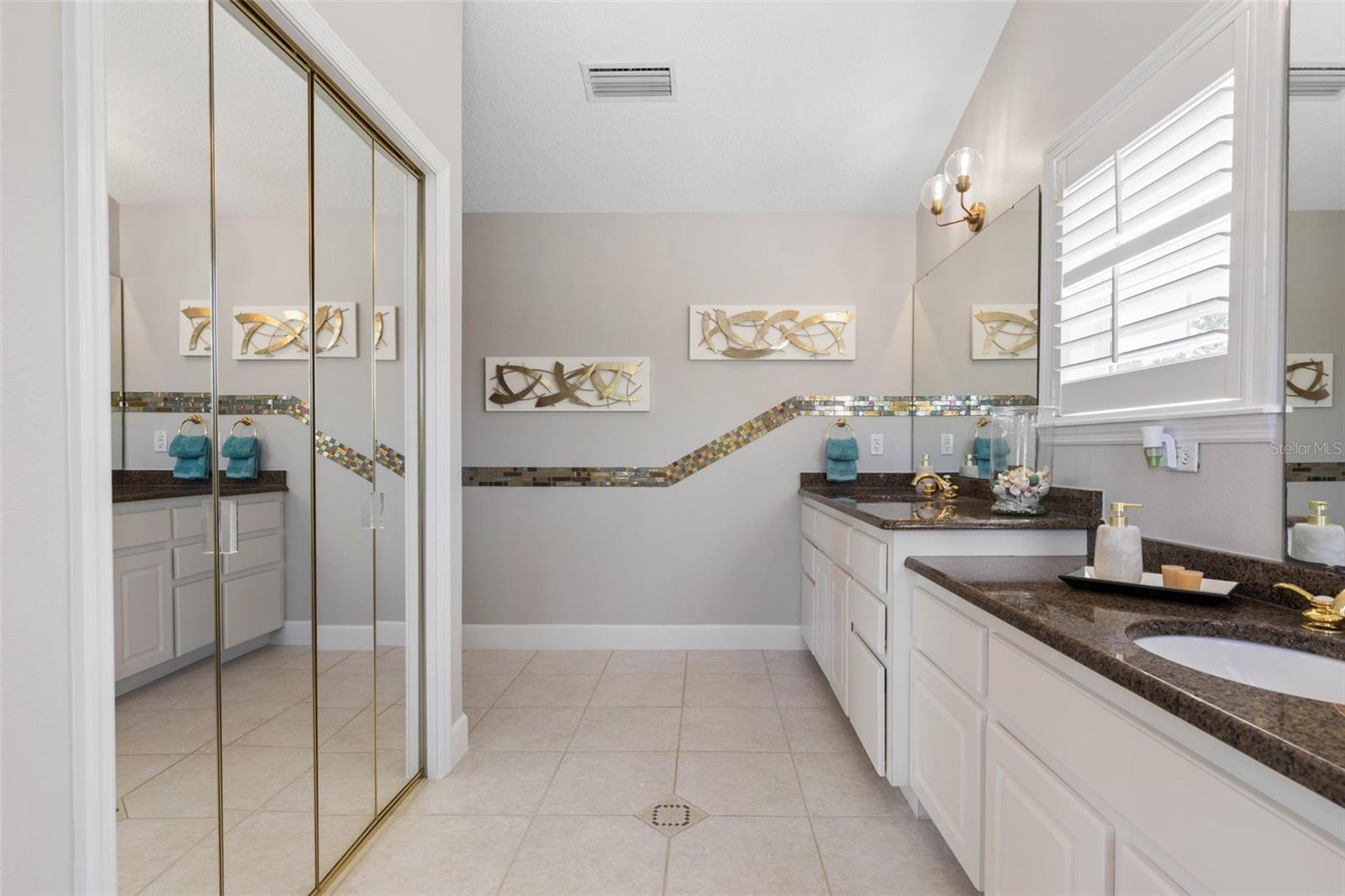 SANCTUARY - Residential