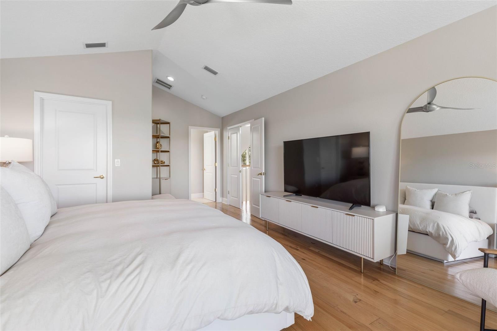 SANCTUARY - Residential