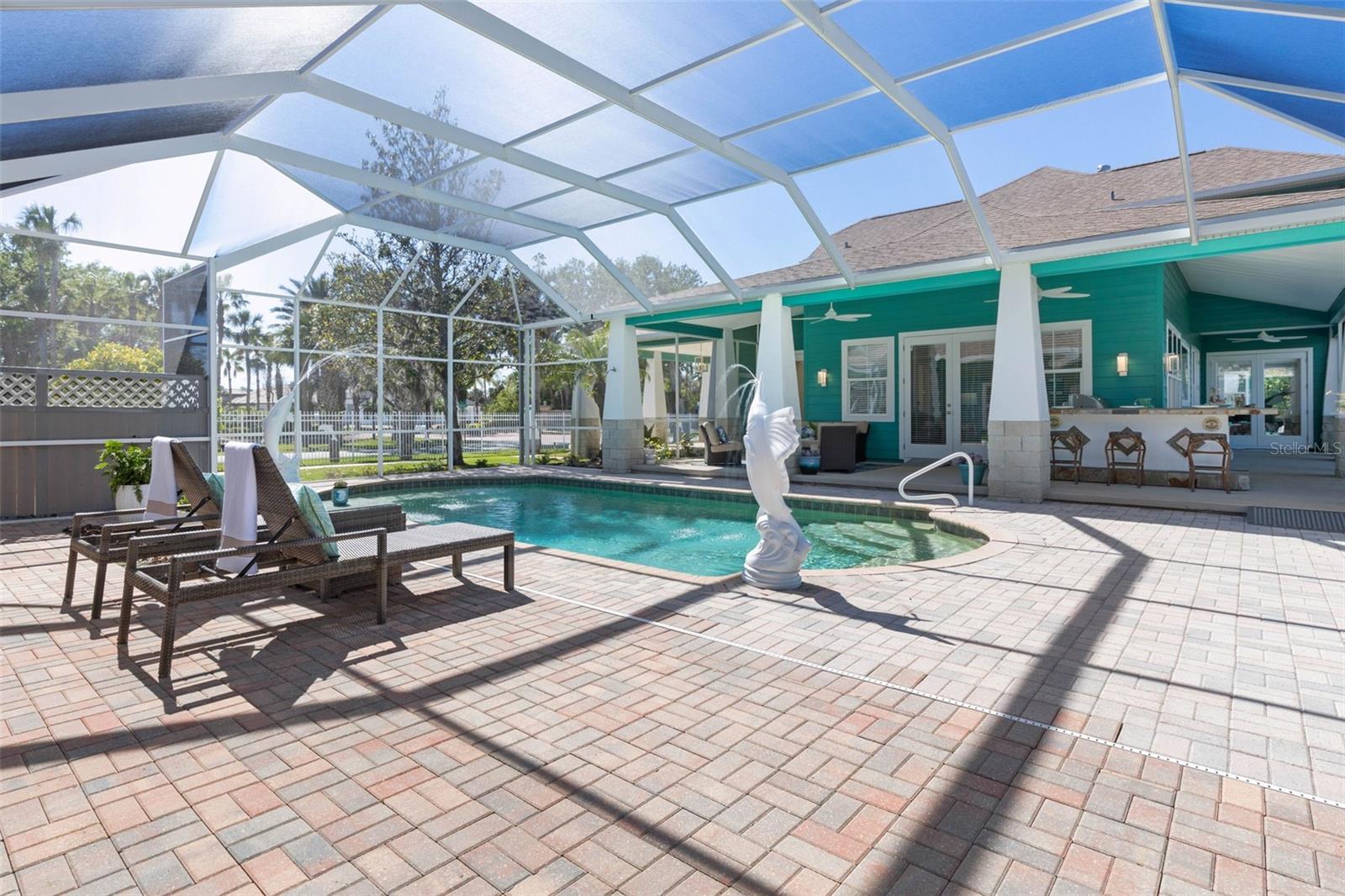 SANCTUARY - Residential