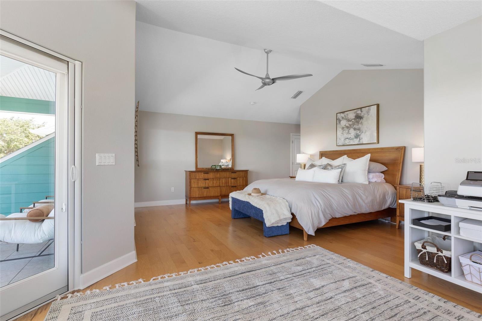 SANCTUARY - Residential