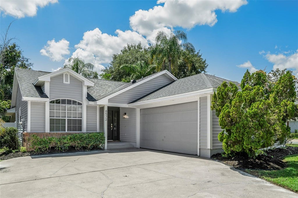 Photo of 6572 Abercrombie Court, Orlando, FL 32835 (MLS # O6437667)