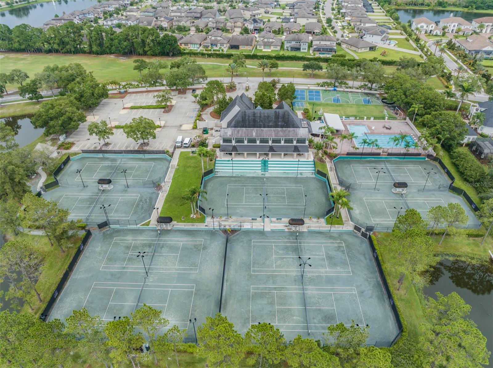 CHEVAL POLO & GOLF CL PHAS - Residential