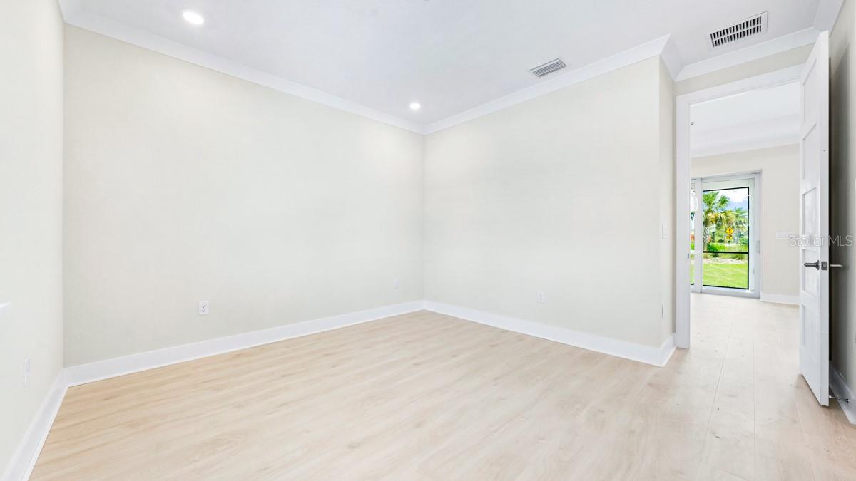 AZARIO ESPLANADE - Residential