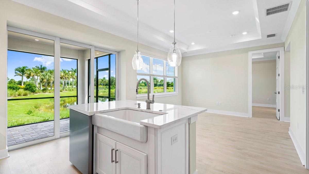 AZARIO ESPLANADE - Residential