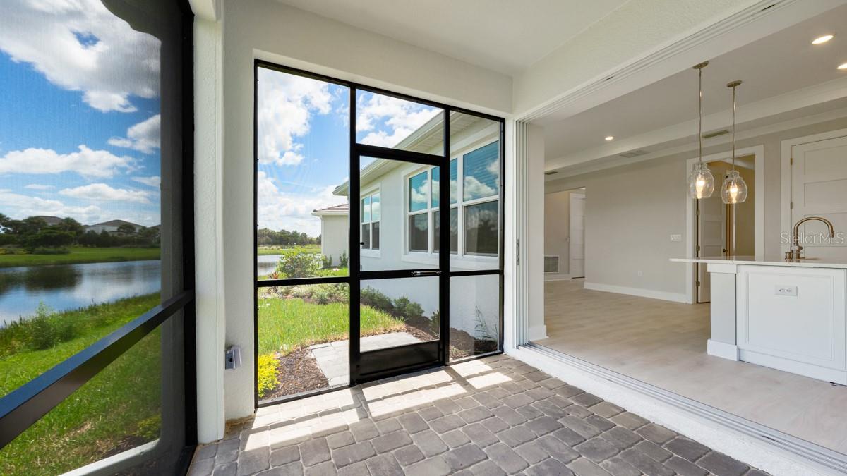 AZARIO ESPLANADE - Residential