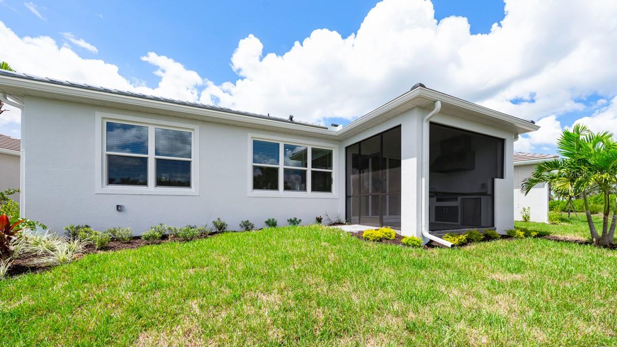 AZARIO ESPLANADE - Residential