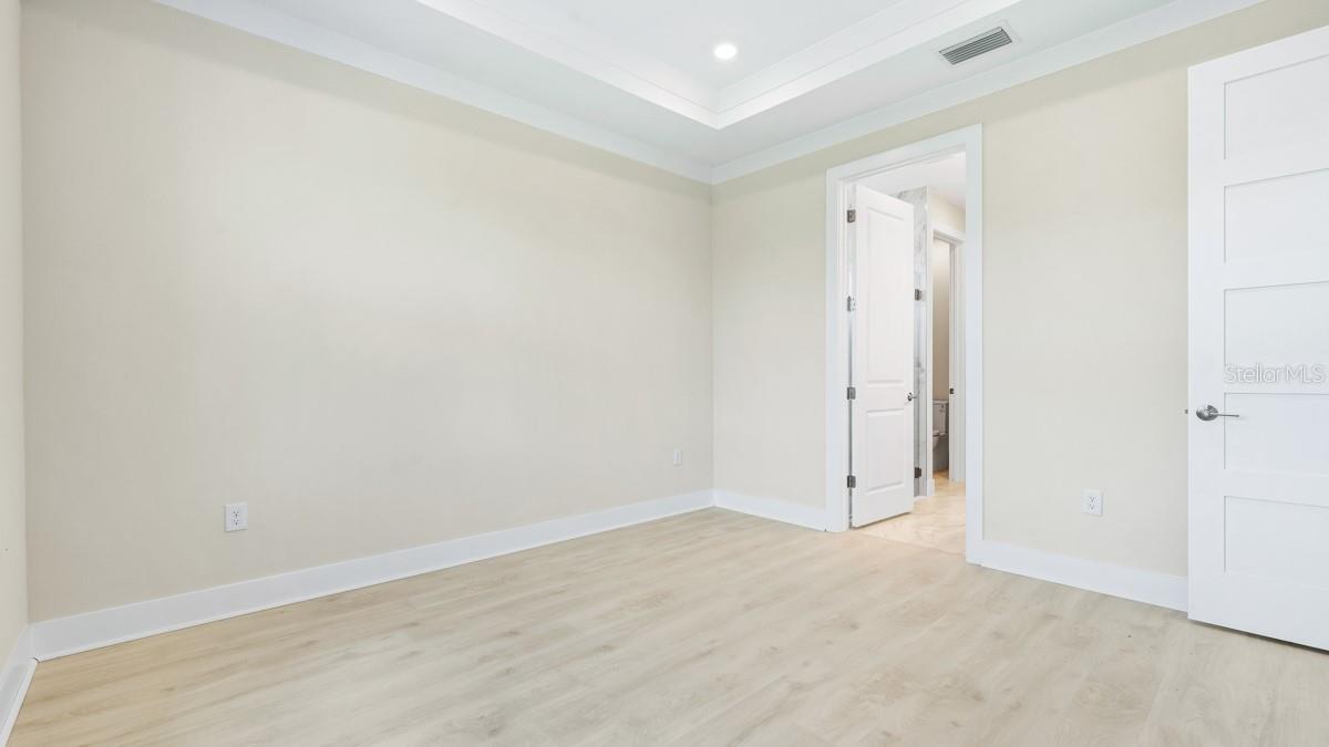 AZARIO ESPLANADE - Residential