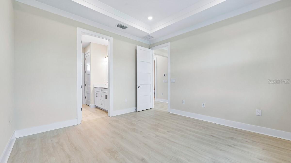 AZARIO ESPLANADE - Residential