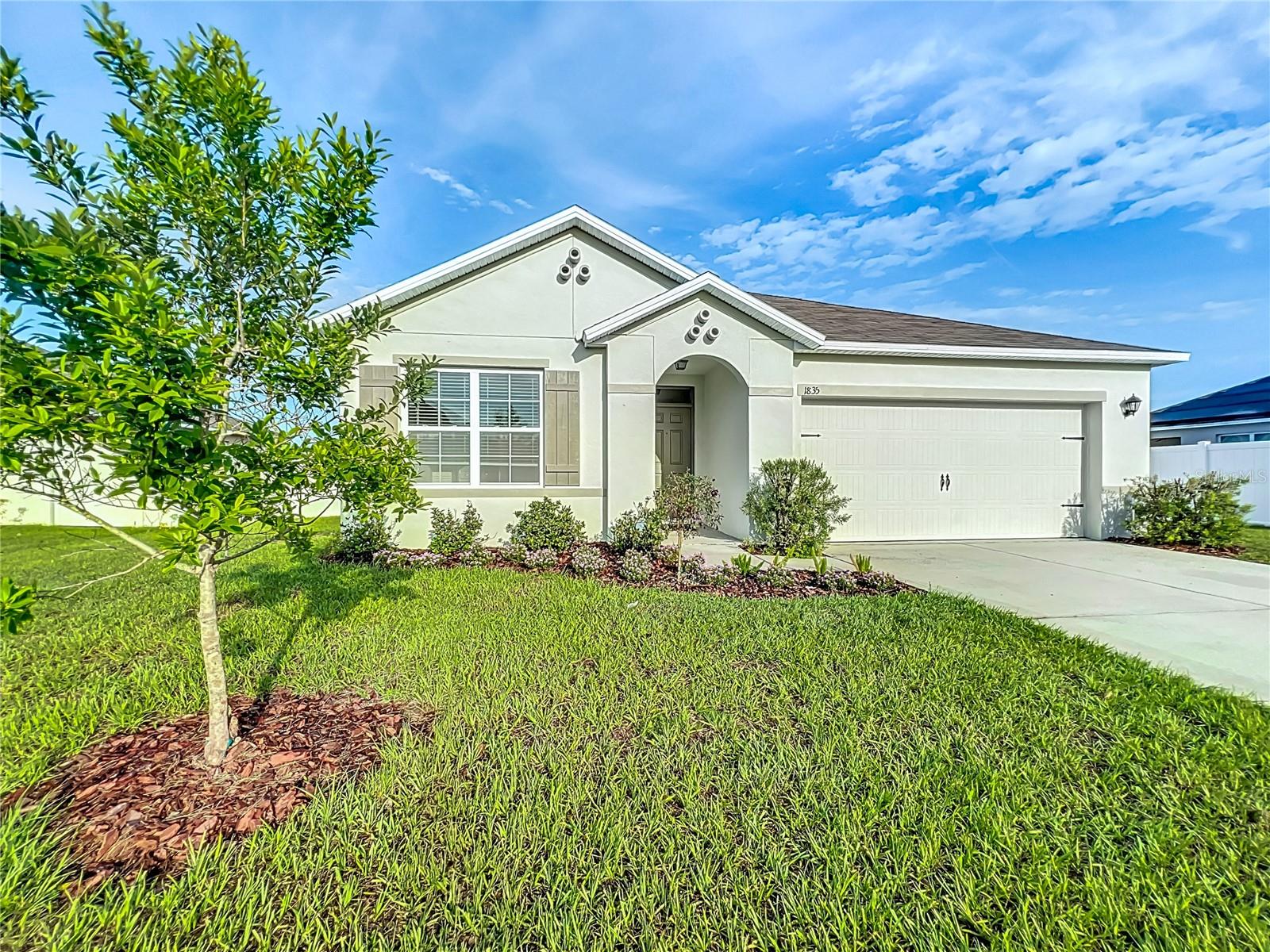 1835 JACKSON OAKS DRIVE