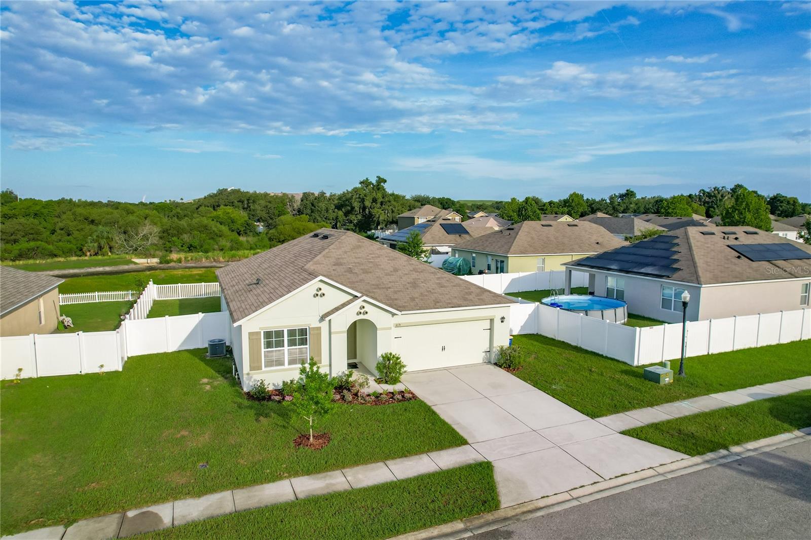 1835 JACKSON OAKS DRIVE