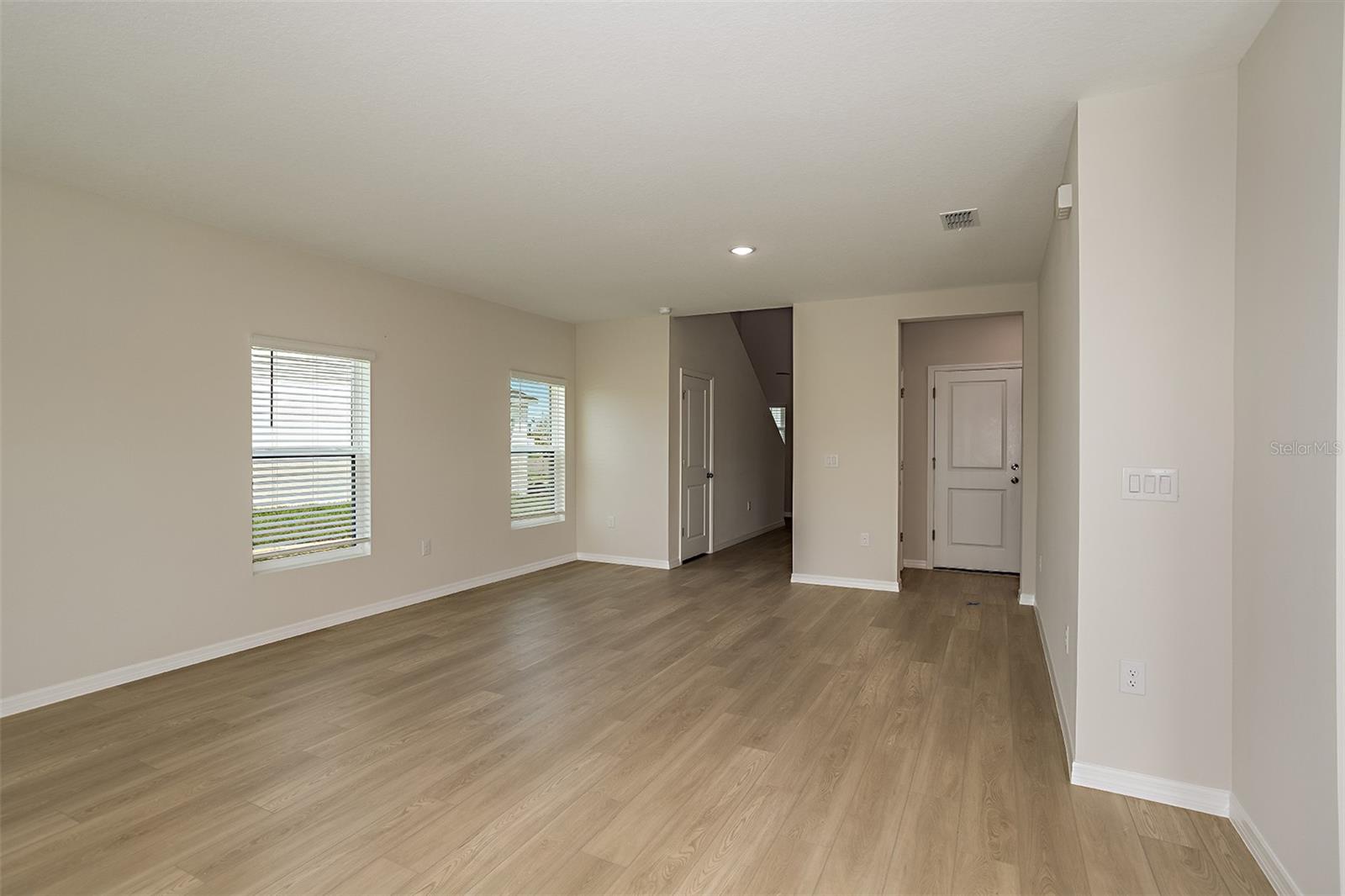 DAVIS LANDING - Residential