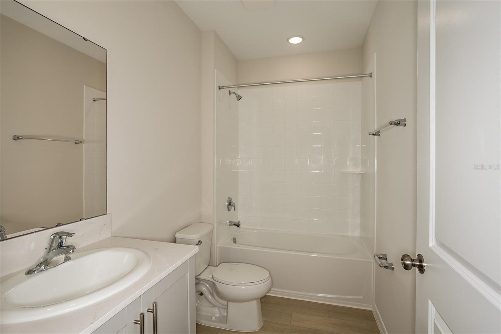 DAVIS LANDING - Residential