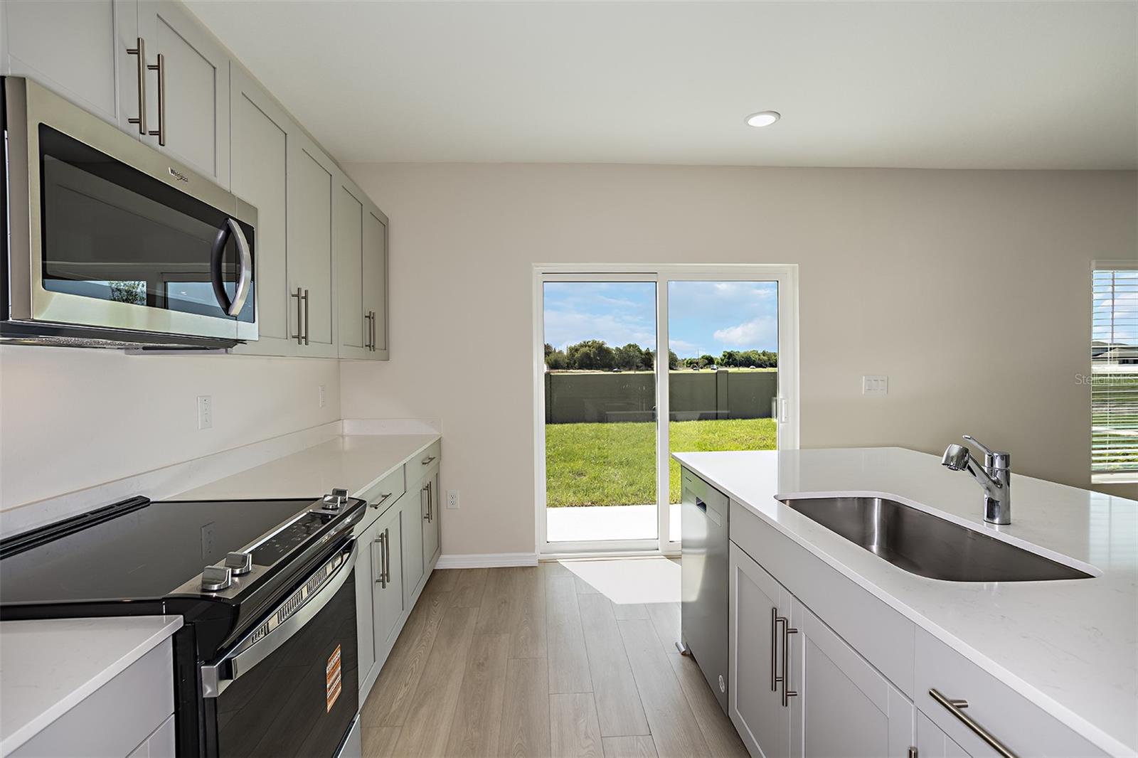 DAVIS LANDING - Residential