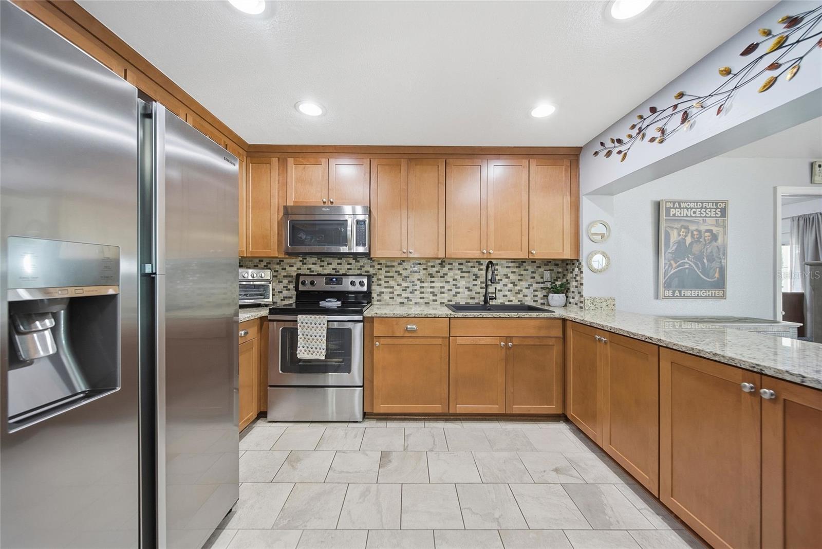 GOLFLAND OF TAMPAS NORTH SIDE - Residential