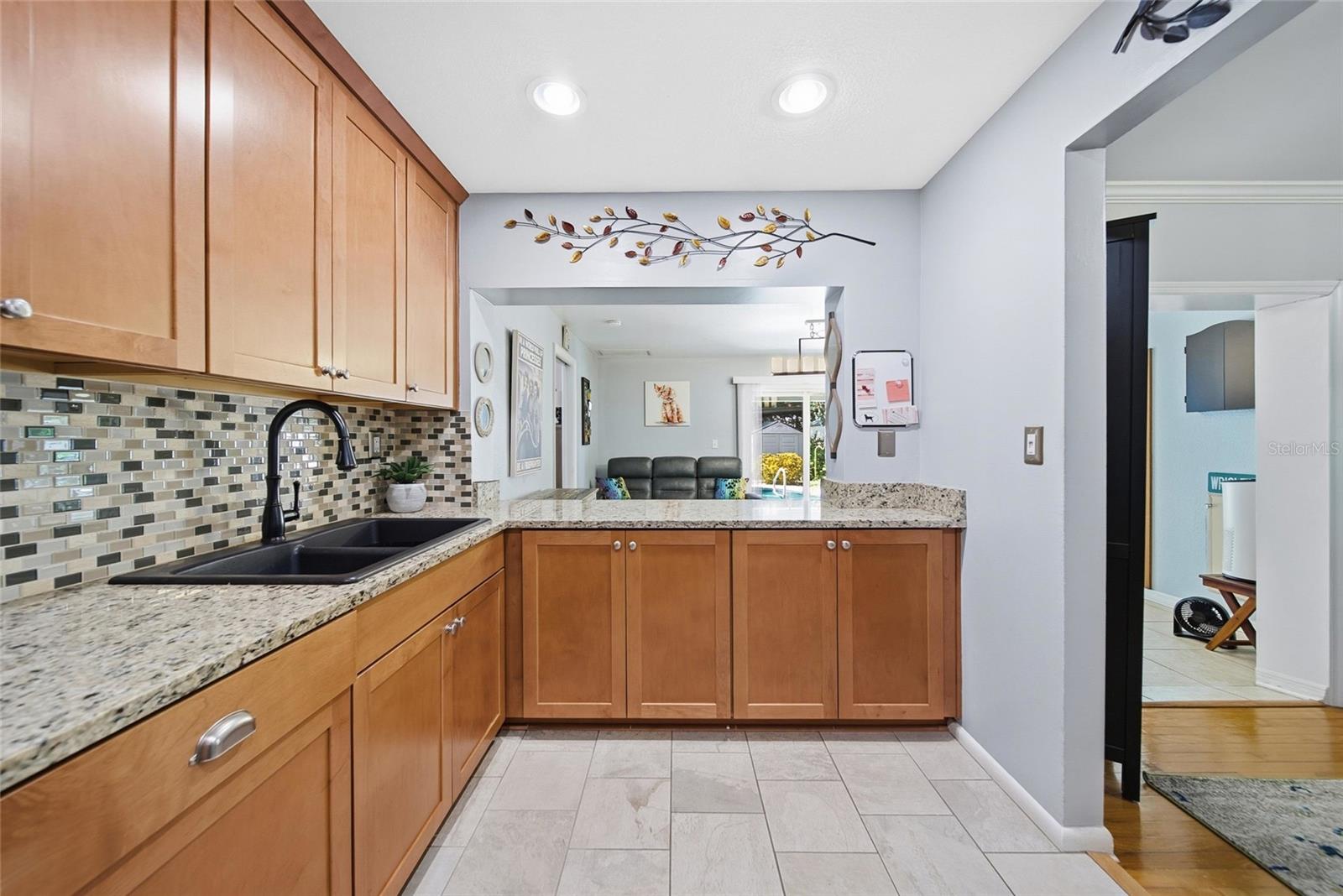 GOLFLAND OF TAMPAS NORTH SIDE - Residential