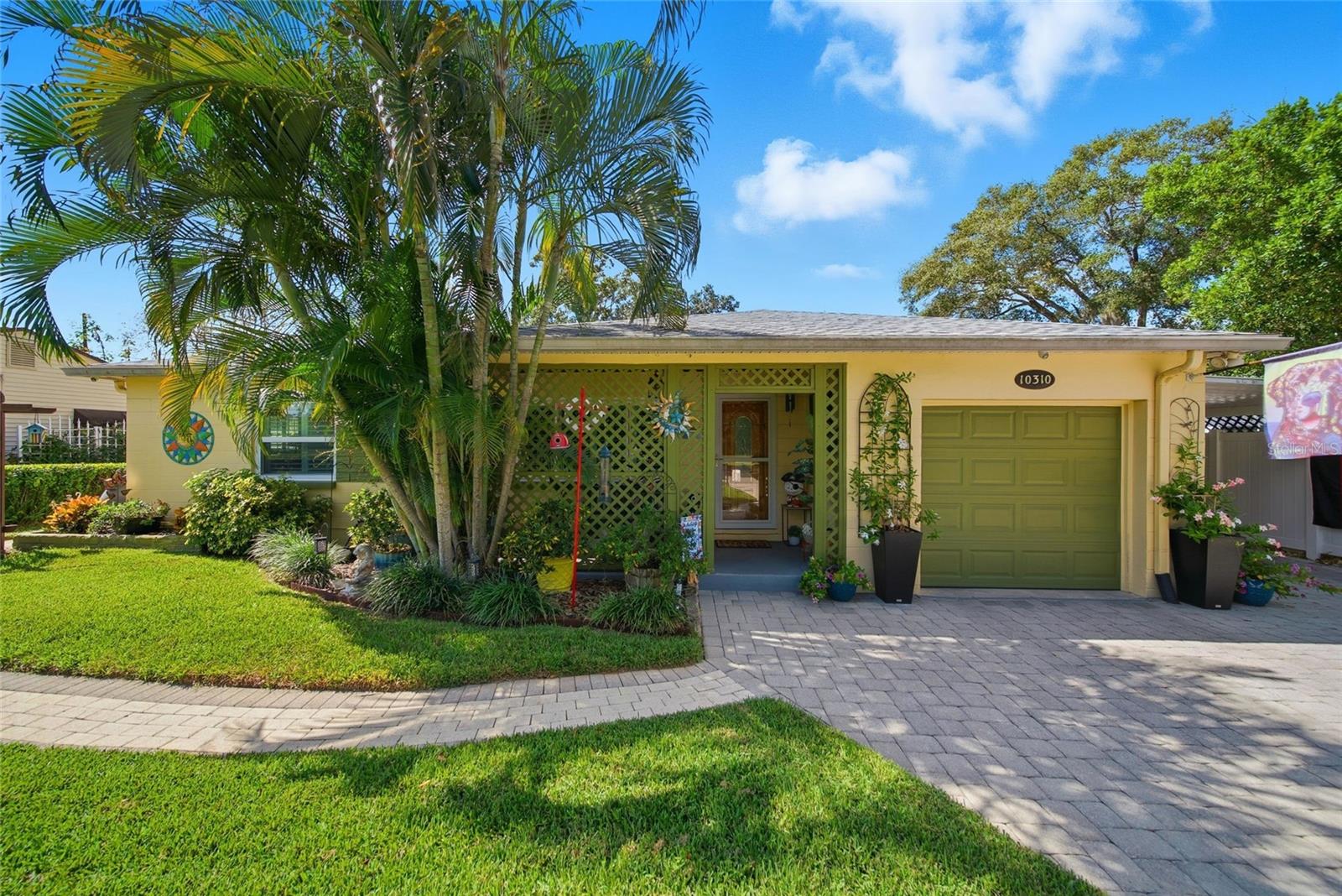 GOLFLAND OF TAMPAS NORTH SIDE - Residential