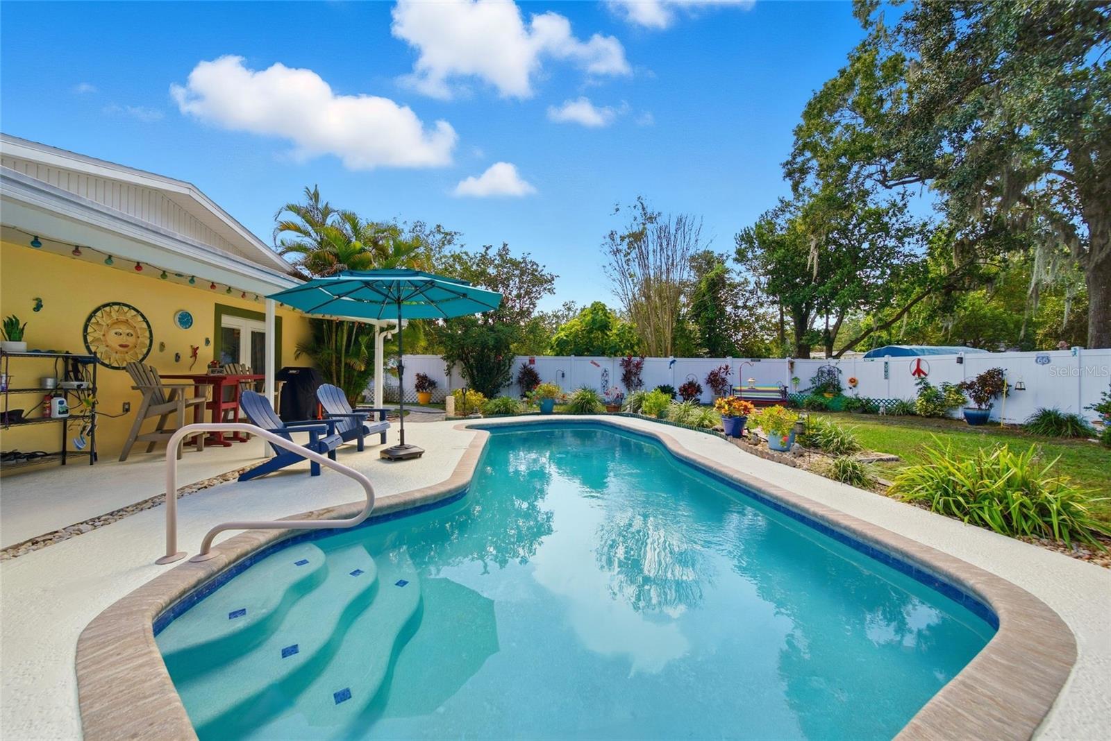 GOLFLAND OF TAMPAS NORTH SIDE - Residential