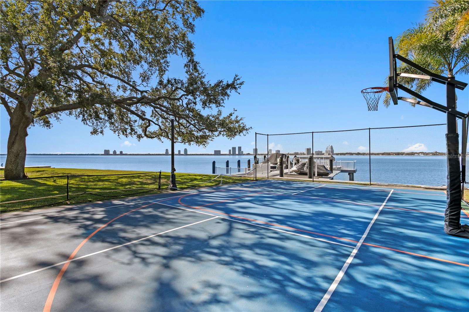 DAVIS ISLANDS PB10 PG52 TO 57 AND PB17 PG5 TO 9 - Residential