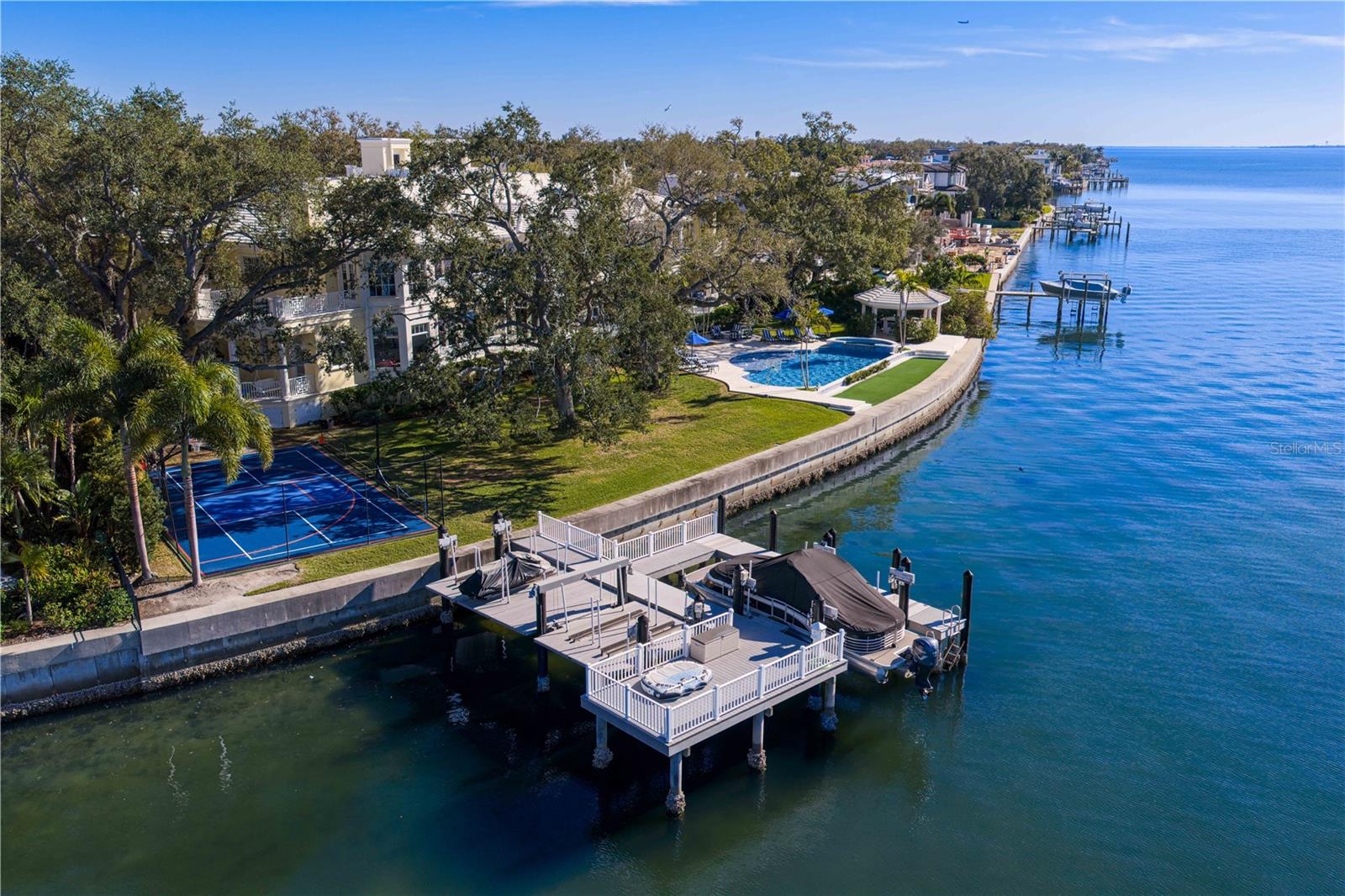 DAVIS ISLANDS PB10 PG52 TO 57 AND PB17 PG5 TO 9 - Residential