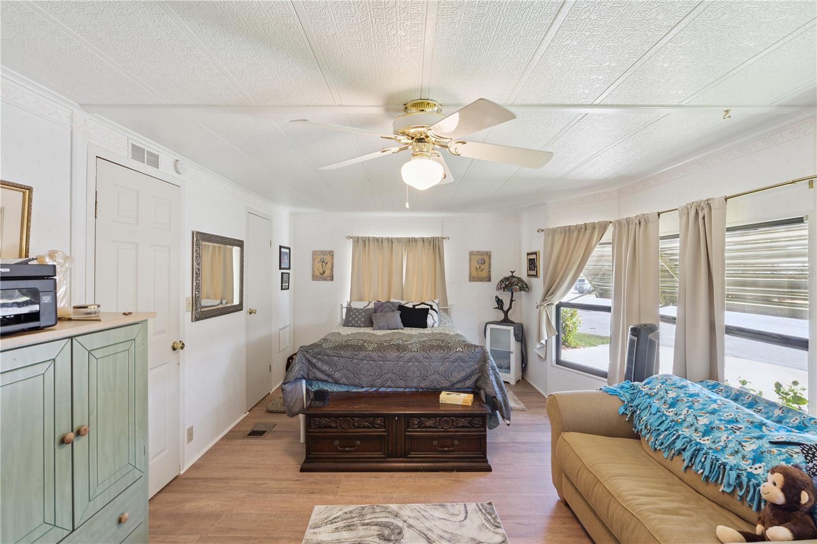 BROOKHAVEN VILLAGE - Residential