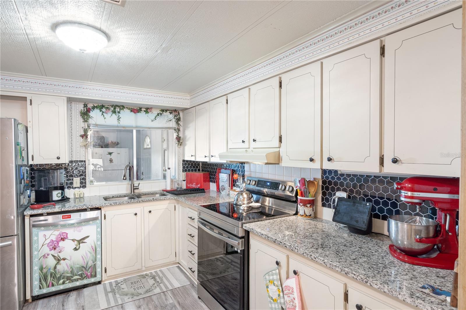 BROOKHAVEN VILLAGE - Residential