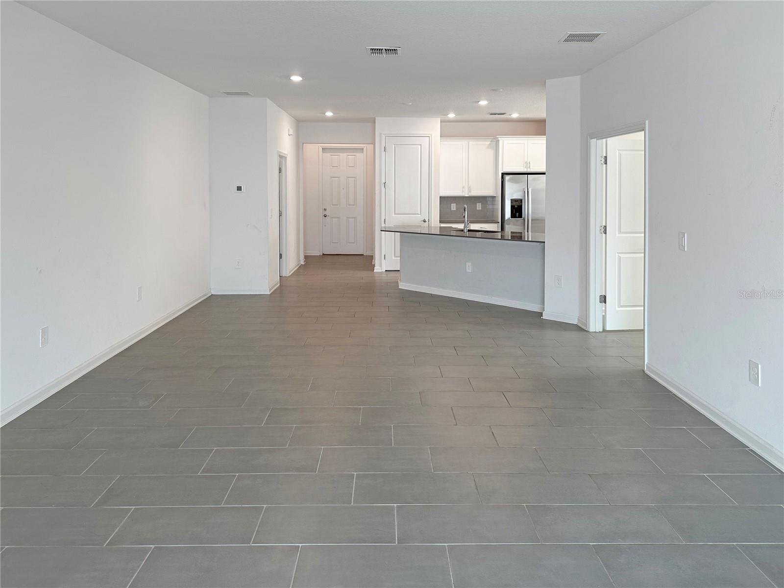 BELLEVUE AT ESTATES - Residential Lease