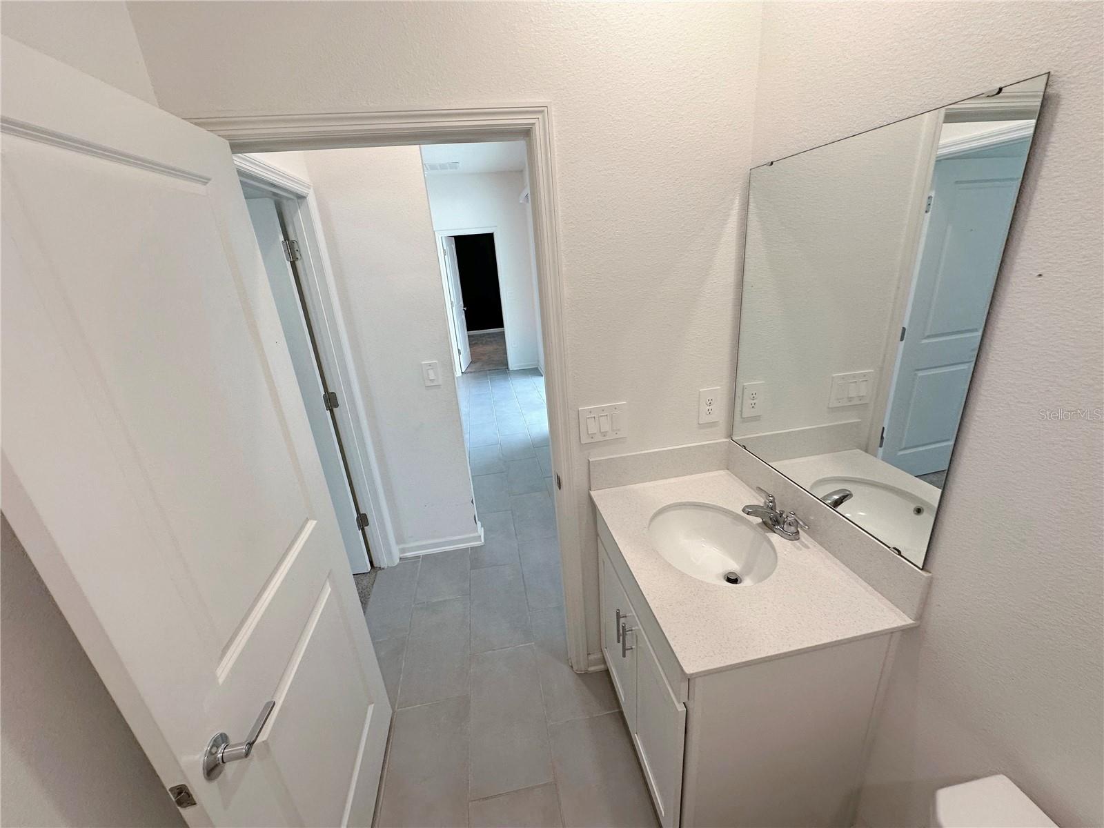 BELLEVUE AT ESTATES - Residential Lease