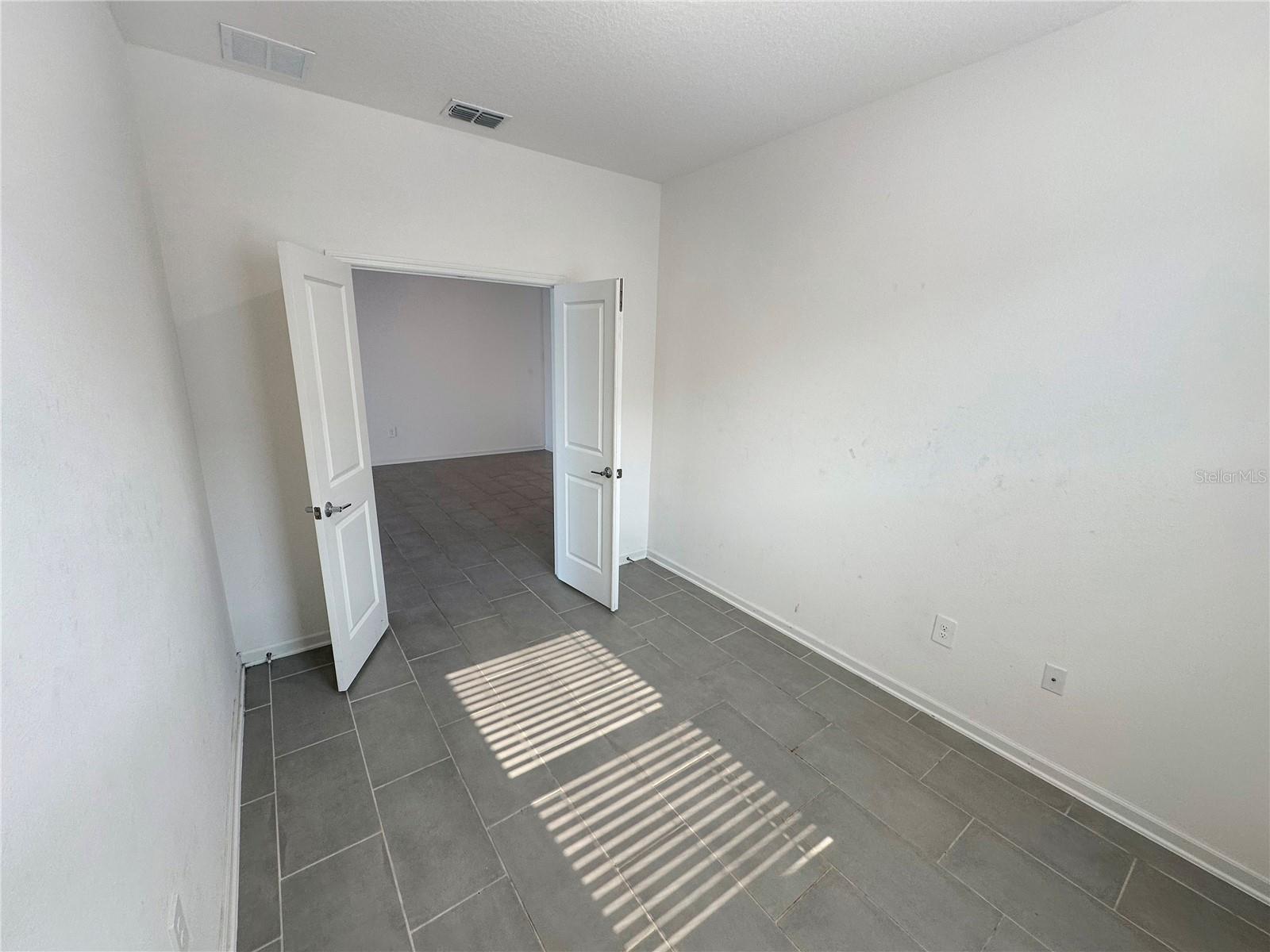 BELLEVUE AT ESTATES - Residential Lease