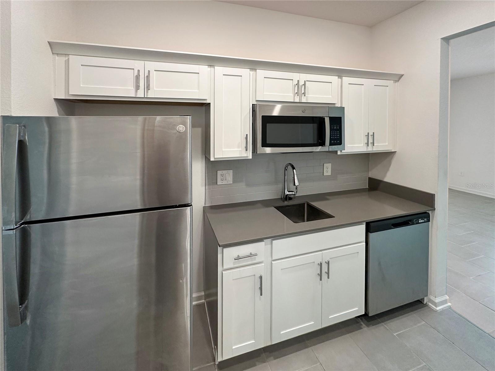 BELLEVUE AT ESTATES - Residential Lease