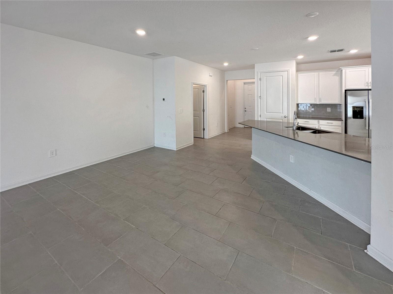 BELLEVUE AT ESTATES - Residential Lease