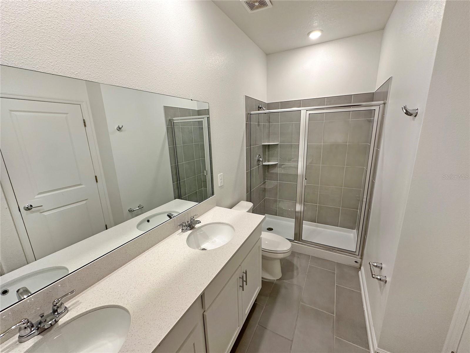 BELLEVUE AT ESTATES - Residential Lease