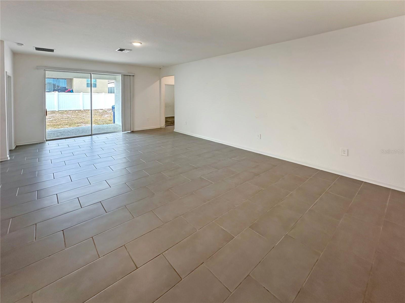 BELLEVUE AT ESTATES - Residential Lease