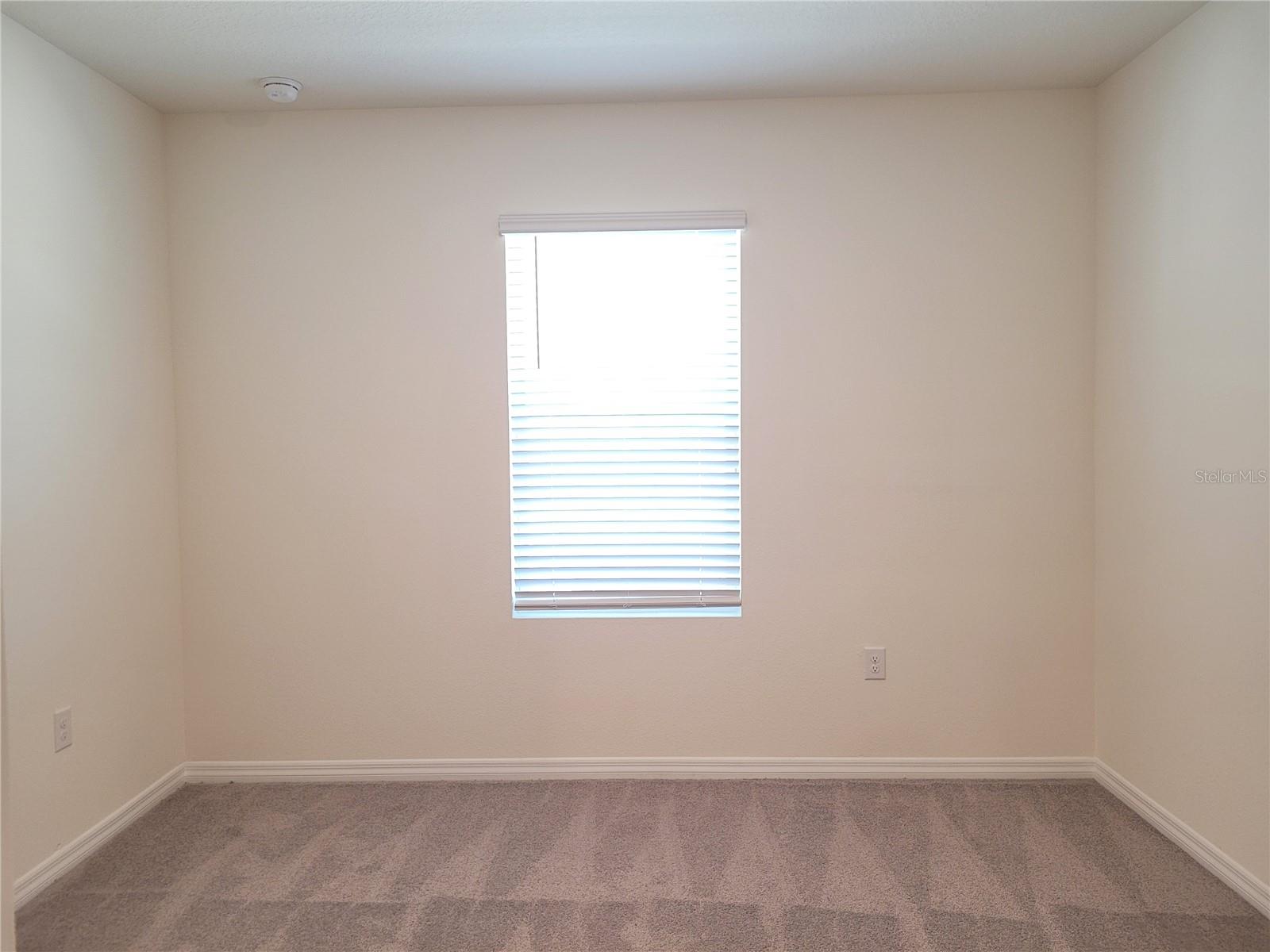 EPPERSON RANCH NORTH PH 2 & 3 - Residential Lease