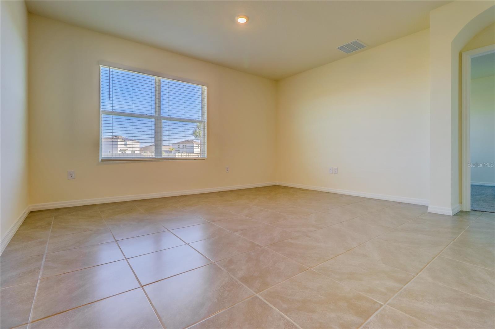 EPPERSON RANCH NORTH PH 2 & 3 - Residential Lease