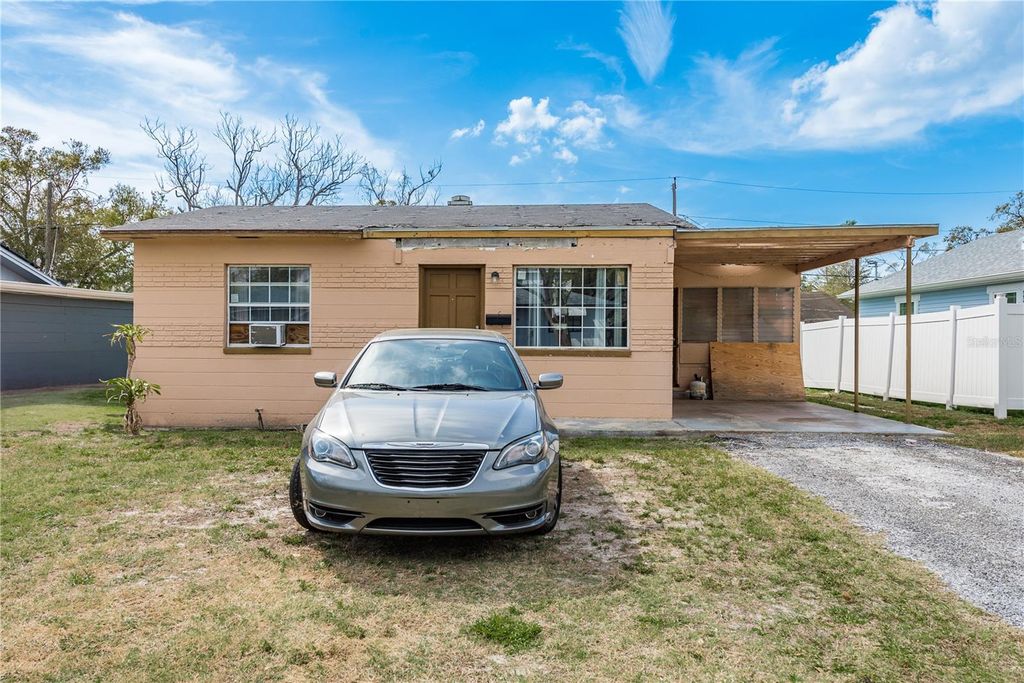 Photo of 2501 Auburn Street S, St Petersburg, FL 33712 (MLS # TB8447419)