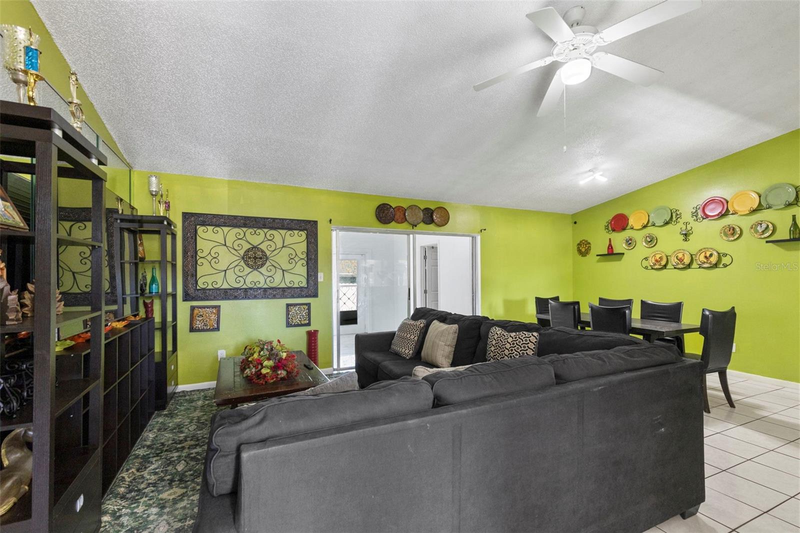BRYAN MANOR - Residential