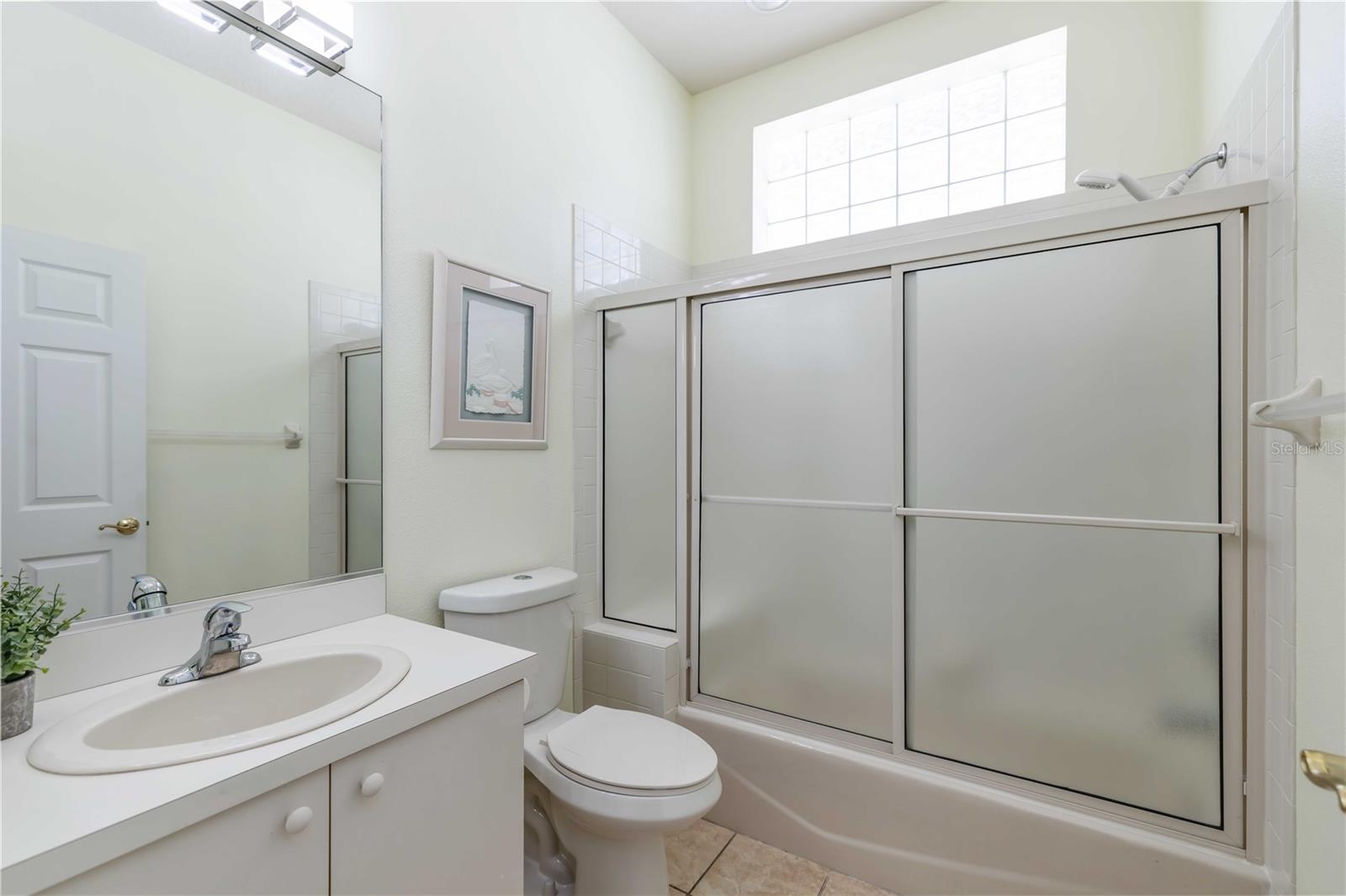 ROSEDALE 11 - Residential