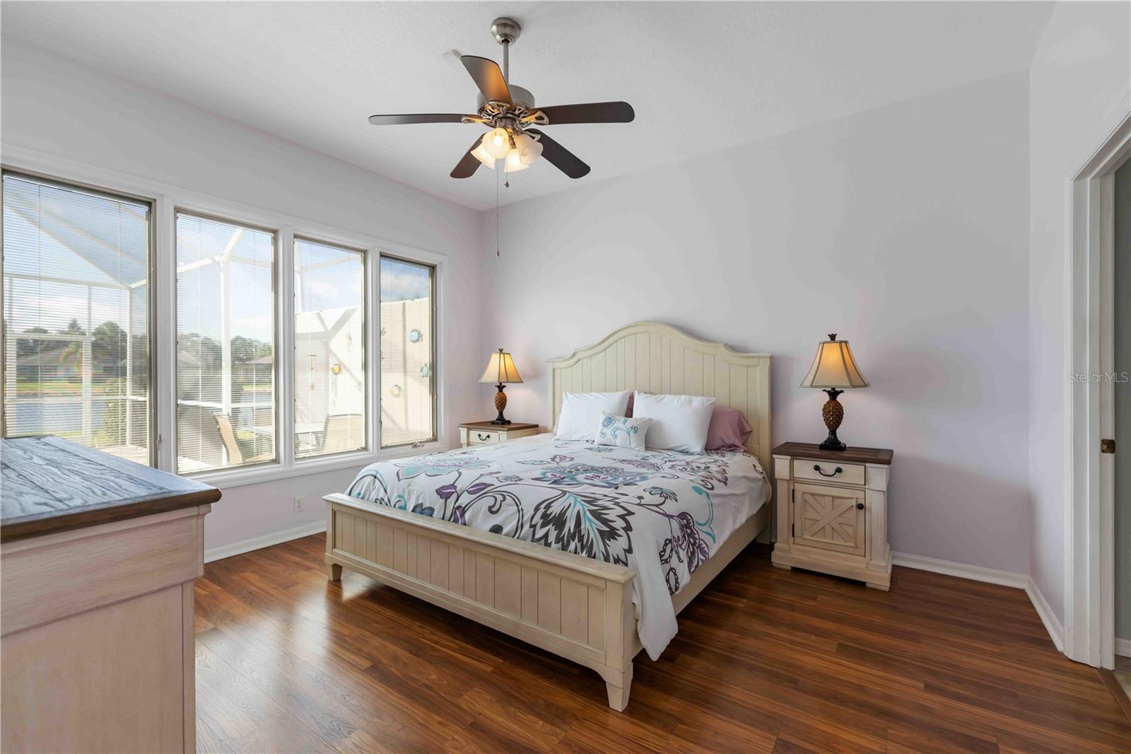 ROSEDALE 11 - Residential